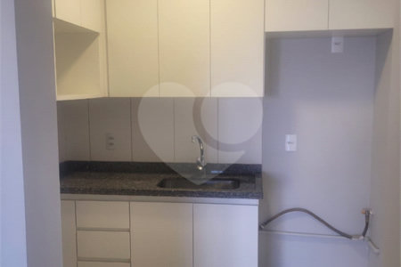 Apartamento à venda ou para alugar com 3 quartos, sendo 1 suíte, em Vila Norma, Salto, SP