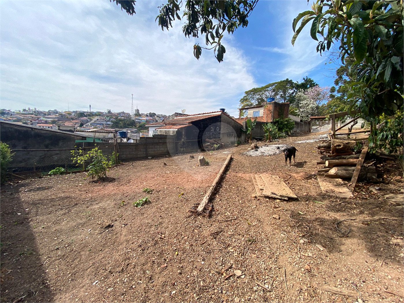 Terreno à venda no Centro, Bom Jesus dos Perdões, SP