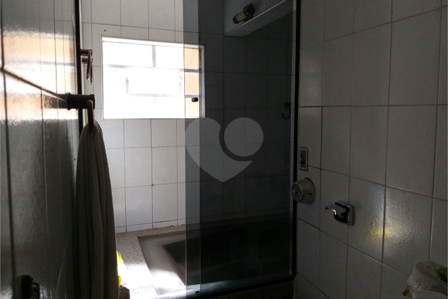 Casa Térrea à venda com 3 quartos, sendo 1 suíte,  no Centro, Serra Negra, SP