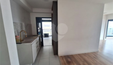 Apartamento à venda com 2 quartos, sendo 1 suíte,  em Vila Esperança, São Paulo, SP