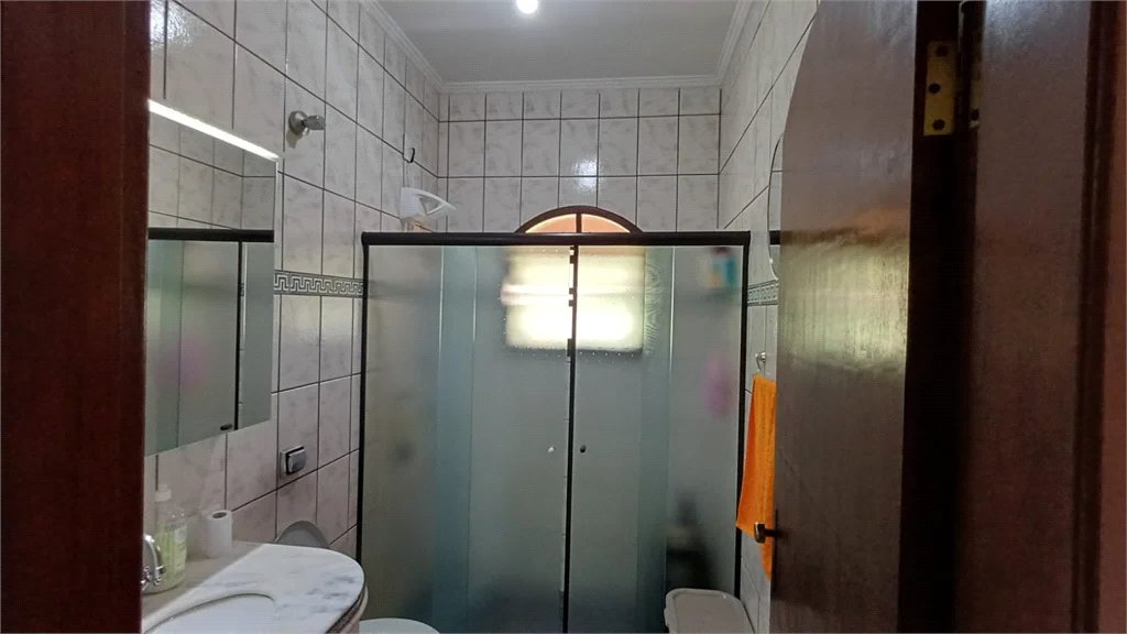 Casa à venda com 4 quartos, sendo 1 suíte,  no condomínio Jardim do Ribeirão I, Itupeva - SP