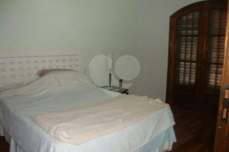 Sobrado à venda com 3 quartos, sendo 1 suíte, em Jardim Franca, São Paulo, SP