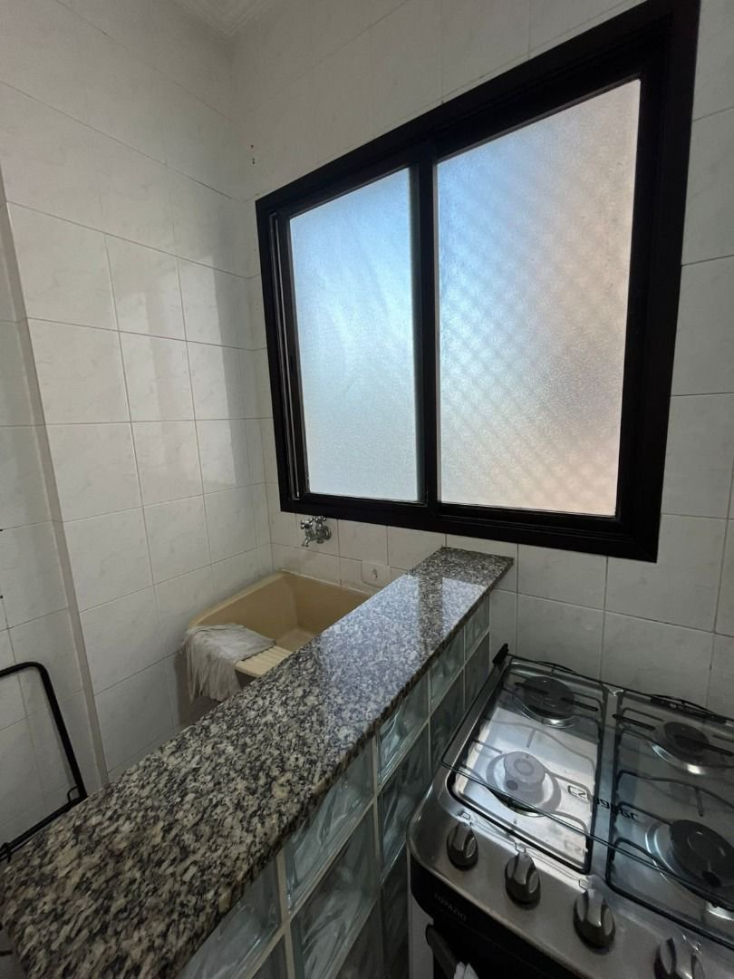 Apartamento com 1 dormitório à venda, 45 m² por R$ 280.000,00 - Jardim Três Marias - Guarujá/SP