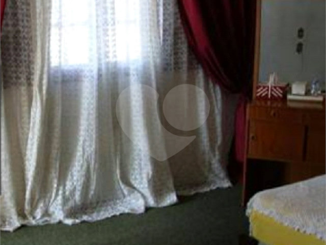 Sobrado à venda com 2 quartos, sendo 1 suíte,  em Jardim Las Vegas, Guarulhos, SP
