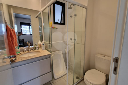 Apartamento à venda com 2 quartos, sendo 1 suíte, em Pinheiros, São Paulo, SP