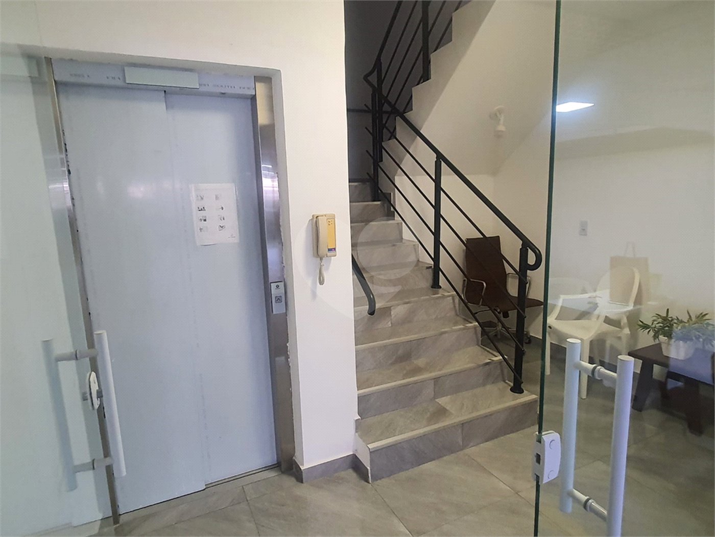 Apartamento à venda com 2 quartos, sendo 1 suíte, em Santana, São Paulo, SP