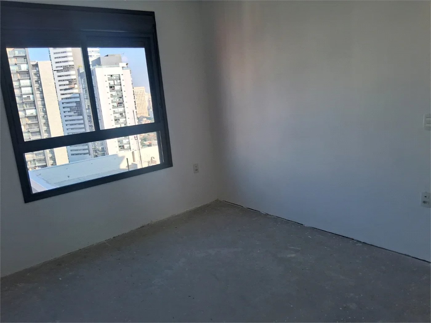 Apartamento à venda com 4 suítes em Pinheiros, São Paulo, SP