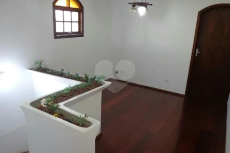Casa à venda com 3 quartos, sendo 1 suíte,  em Vila Campesina, Osasco, SP