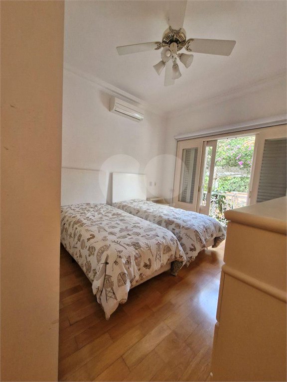 Casa à venda com 4 suítes no condomínio Estância Marambaia, Vinhedo - SP