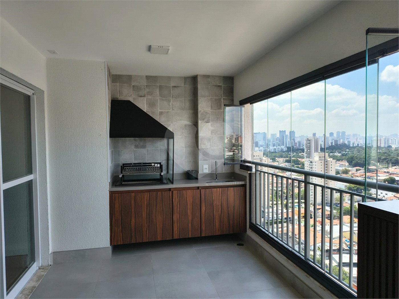 Apartamento à venda com 2 quartos, sendo 1 suíte,  em Jardim Caravelas, São Paulo, SP