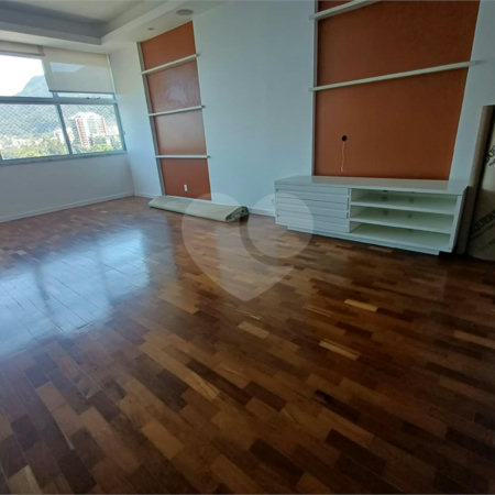 Apartamento à venda com 3 quartos, sendo 1 suíte,  em Lagoa, Rio de Janeiro, RJ