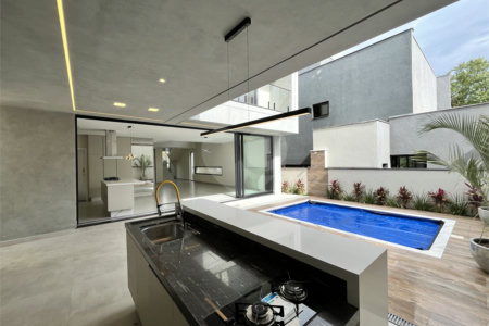 Casa à venda com 4 suítes no condomínio Mont Blanc, Sorocaba - SP