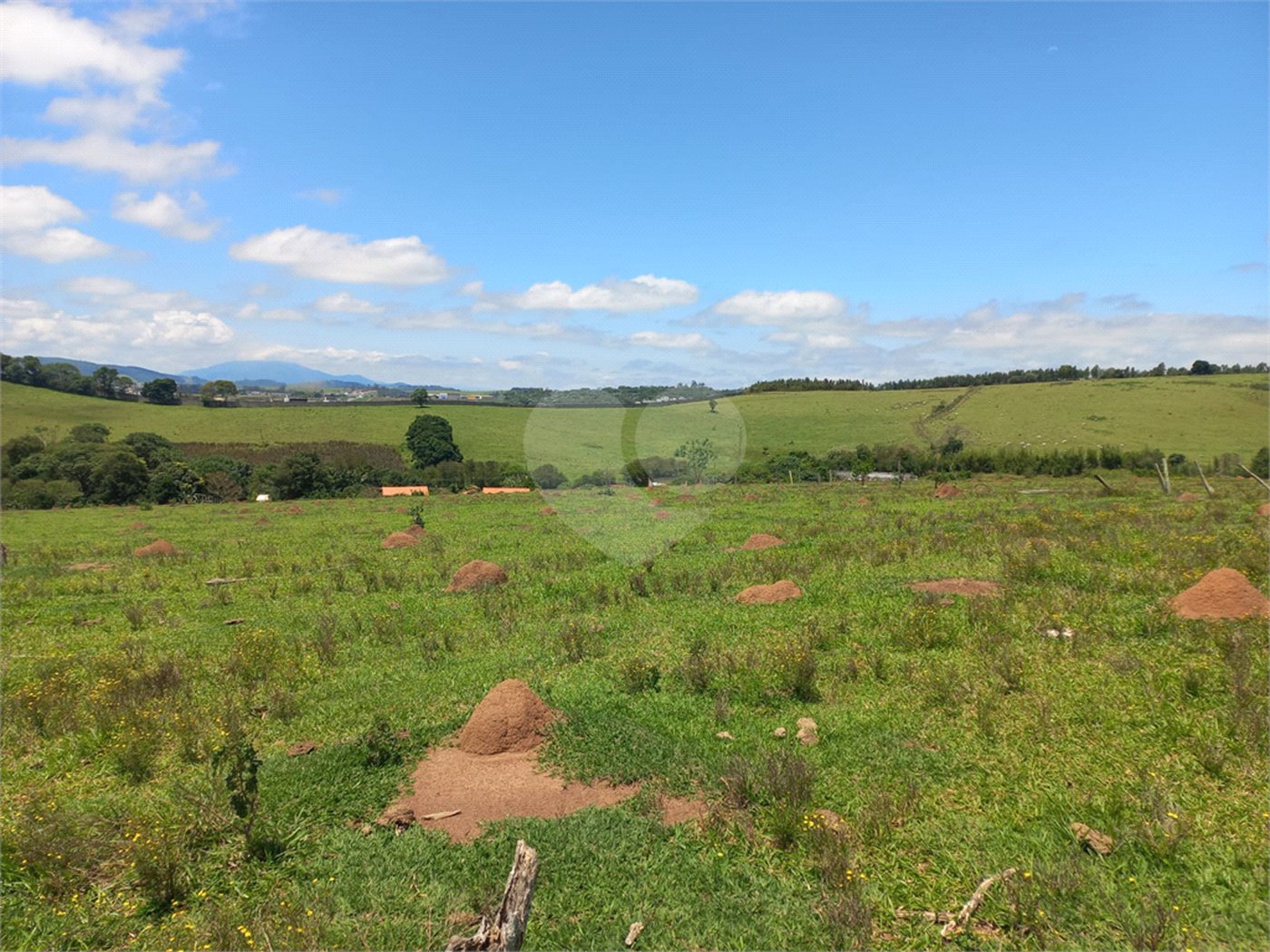Sítio à venda com 1 quarto em Recanto Amapola, Bragança Paulista, SP