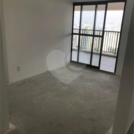 Lindo apartamento em excelente localização no Alto da Mooca, com 83m² com 3 dorms, sendo 1 suite, banheiro,lavabo,varanda gourmet, Aceita e estuda Permuta.