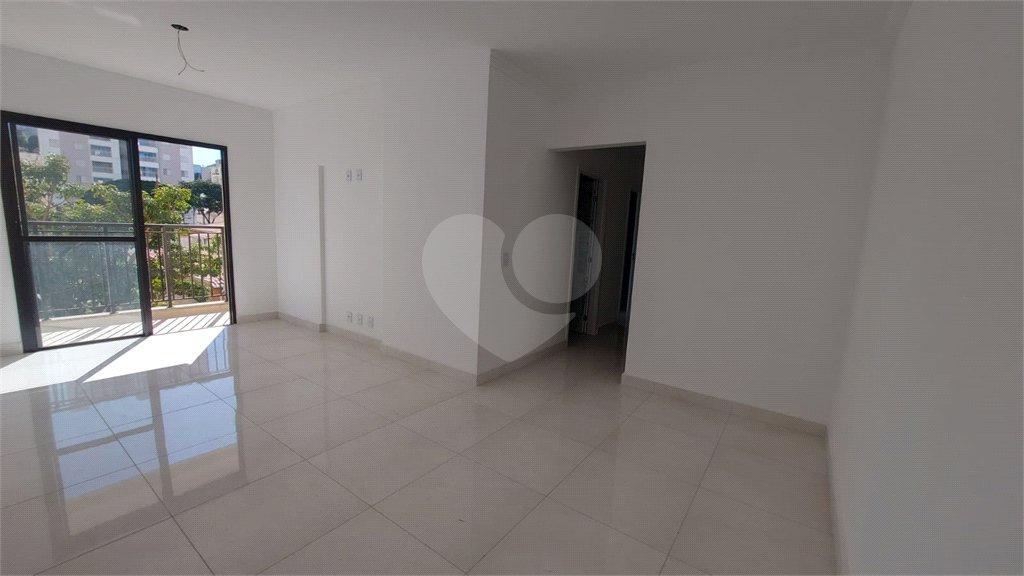 Apartamento à venda com 3 quartos, sendo 1 suíte, em Vila Independência, Sorocaba, SP