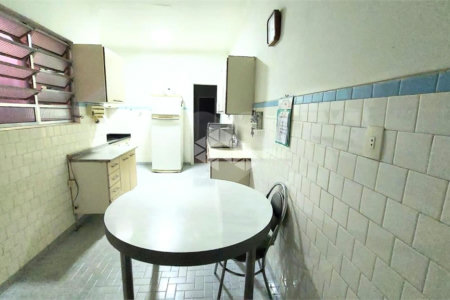 Casa à venda com 4 quartos, sendo 1 suíte,  em Lapa, São Paulo, SP