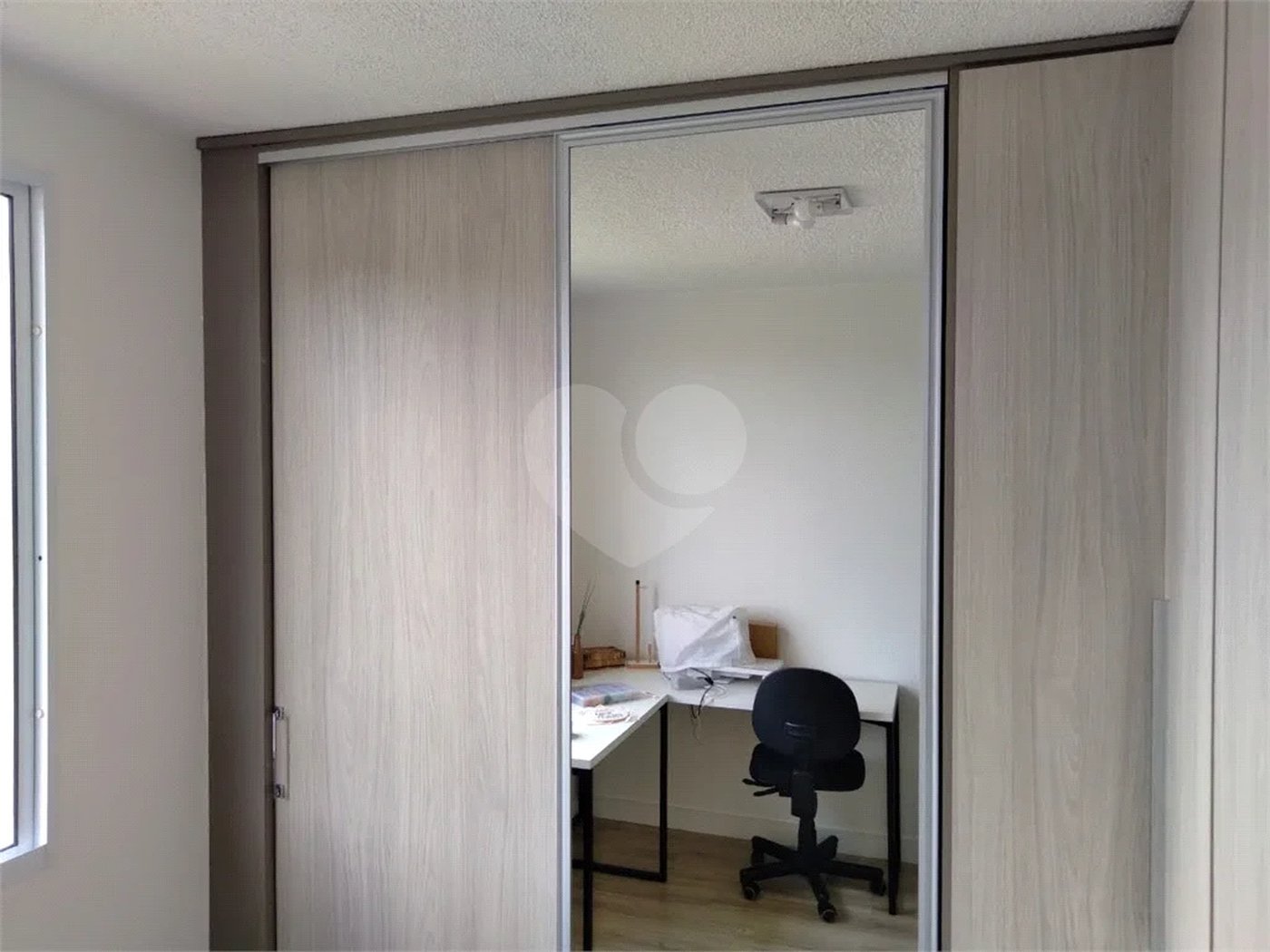 Apartamento à venda com 2 quartos no condomínio Pitangueiras, Hortolândia - SP