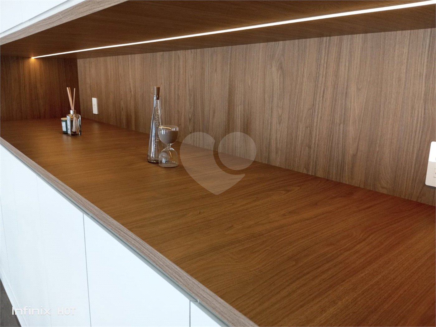 Casa à venda ou para alugar com 3 suítes no condomínio Residencial Central Parque, Salto - SP