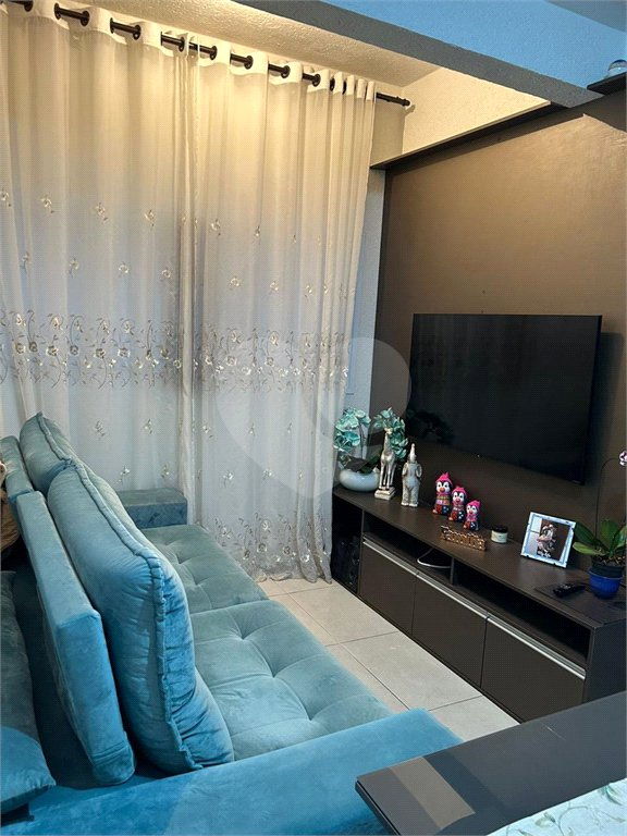 Apartamento à venda com 2 quartos, sendo 1 suíte, em Parque Santa Laura, Ferraz de Vasconcelos, SP