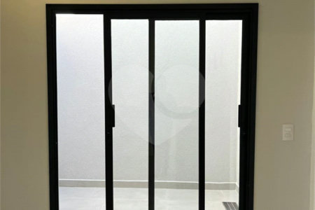 Casa à venda com 3 quartos, sendo 1 suíte,  no condomínio Villagio Ipanema I, Sorocaba - SP