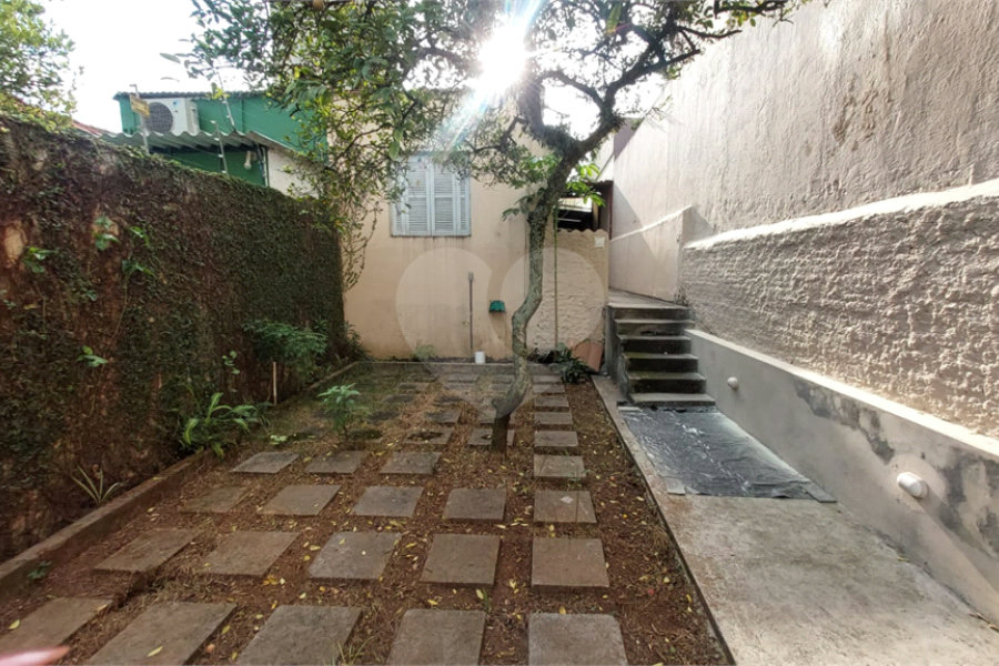 Sobrado à venda ou para alugar com 3 quartos, sendo 2 suítes,  em Vila Mascote, São Paulo, SP
