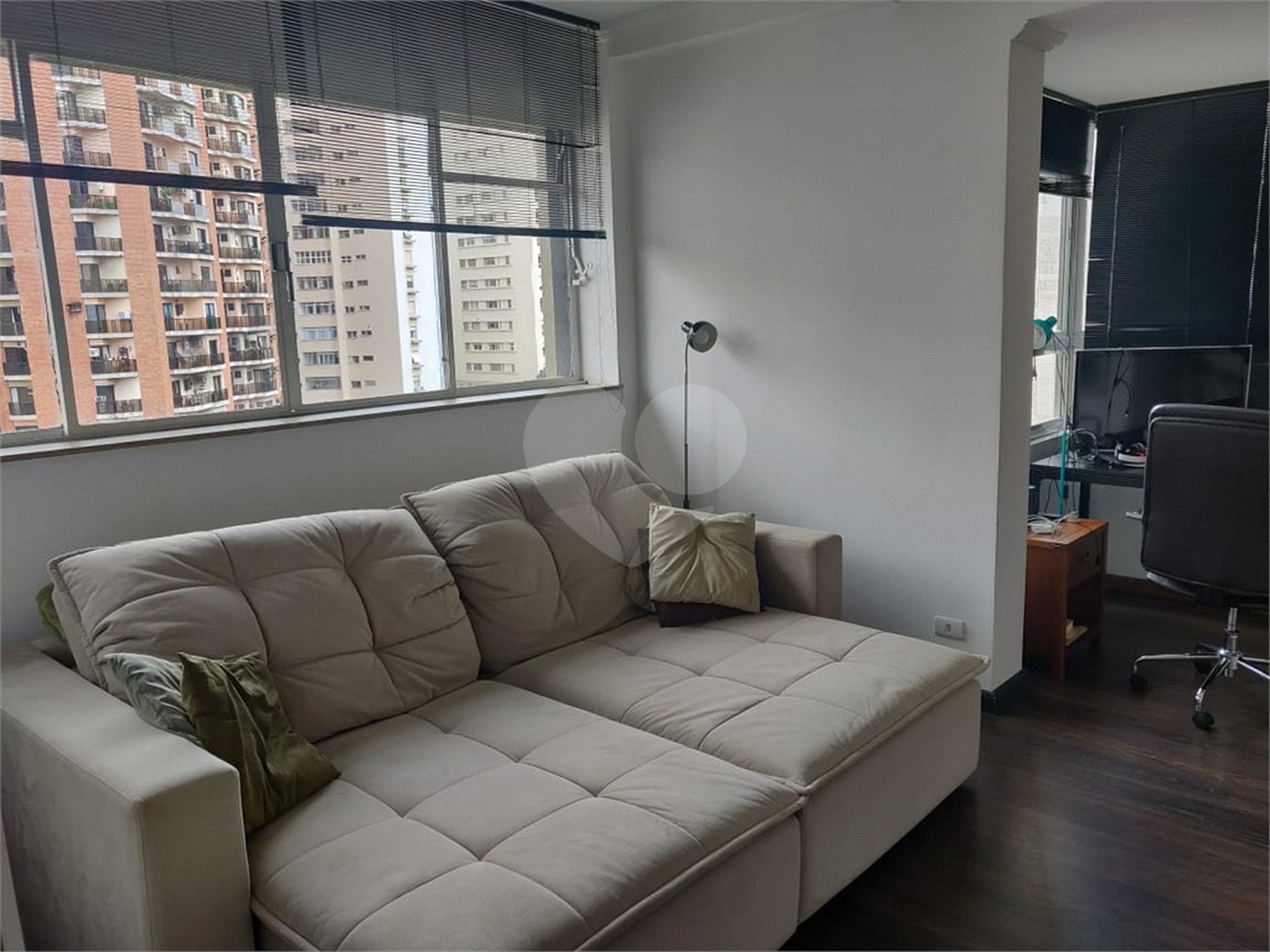 Apartamento à venda com 3 quartos, sendo 2 suítes, em Jardim Paulista, São Paulo, SP
