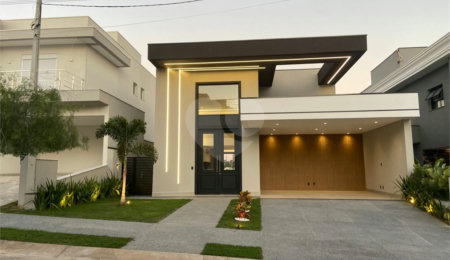 Casa à venda com 3 suítes no condomínio Glarus, Campinas - SP