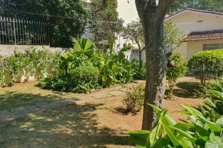 Casa Térrea à venda com 4 quartos em Cidade Monções, São Paulo, SP