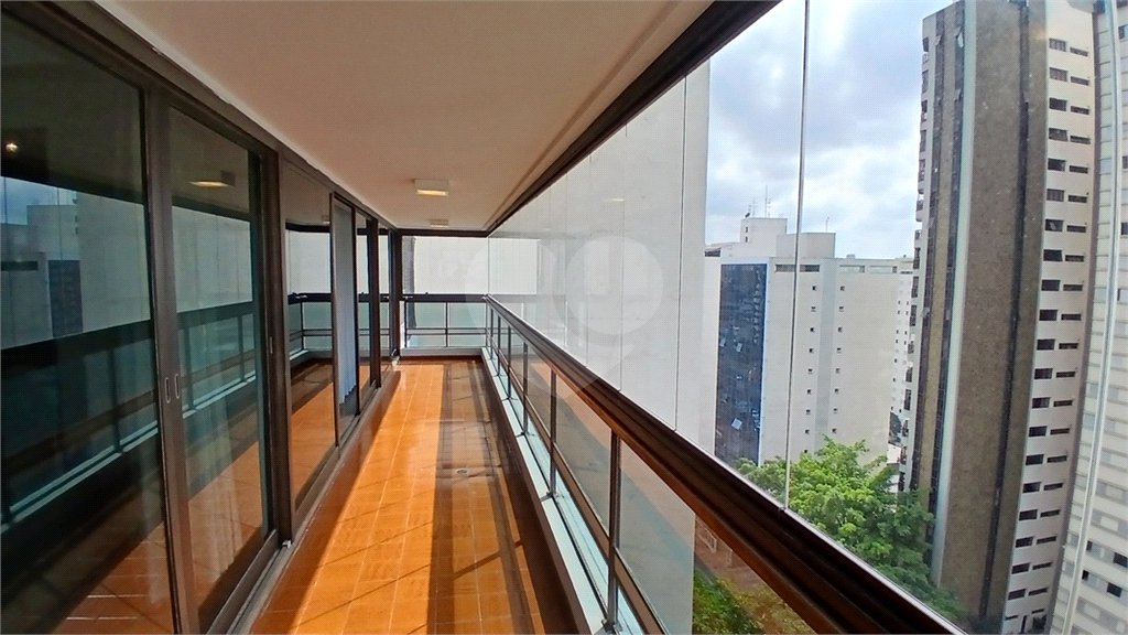 Apartamento à venda com 4 quartos, sendo 2 suítes, em Santana, São Paulo, SP