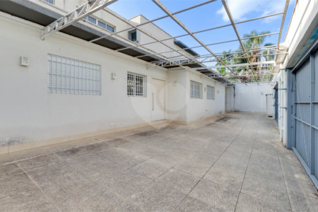Sobrado à venda com 4 quartos, sendo 2 suítes,  em Granja Julieta, São Paulo, SP