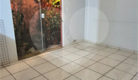Casa à venda com 3 quartos em Jardim do Carmo, Araraquara, SP