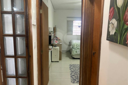 Casa Térrea à venda com 3 quartos em Vila Nivi, São Paulo, SP