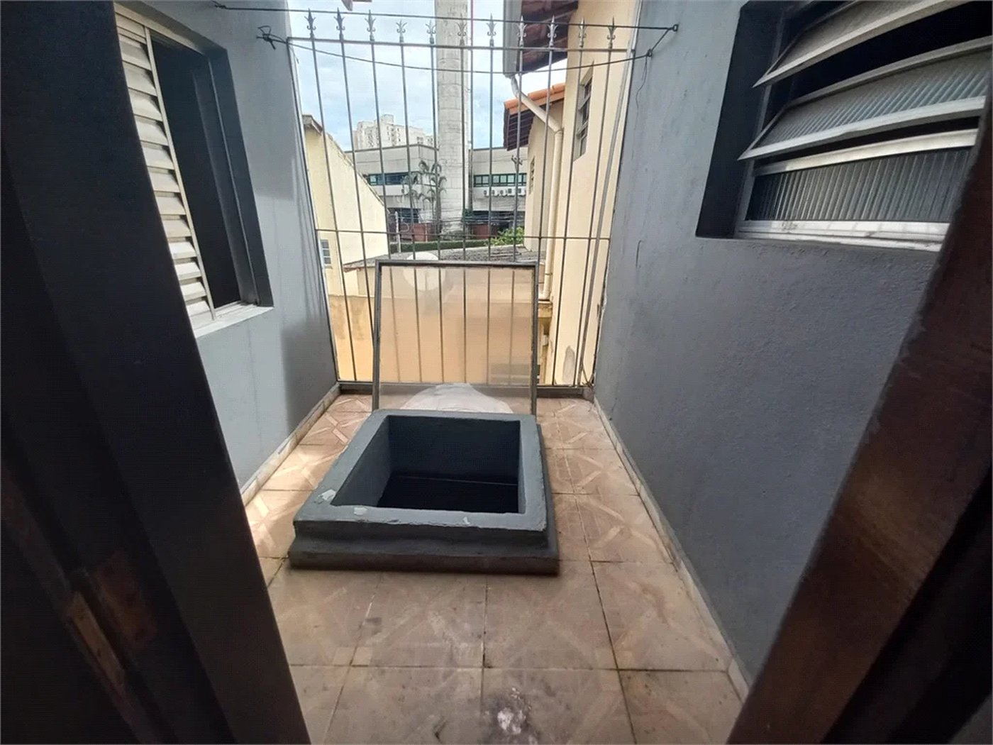 Sobrado à venda com 3 quartos em Jaguaré, São Paulo, SP