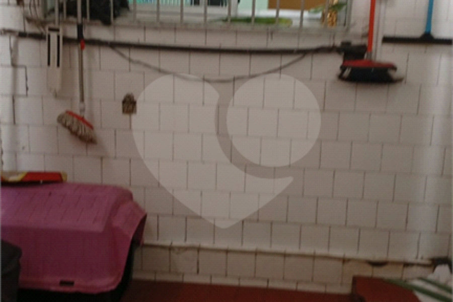 Casa de Vila à venda com 2 quartos, sendo 1 suíte, em Bom Retiro, São Paulo, SP