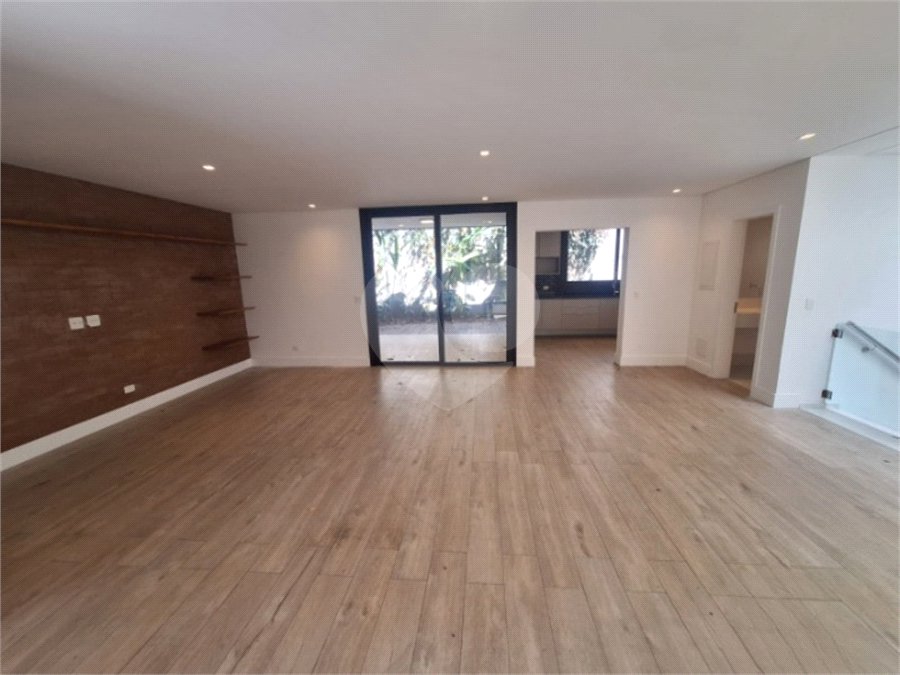 Casa à venda ou para alugar com 3 suítes no condomínio Boulevard Ibirapuera, São Paulo - SP