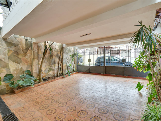 Sobrado à venda com 3 quartos, sendo 1 suíte,  em Jardim Prudência, São Paulo, SP