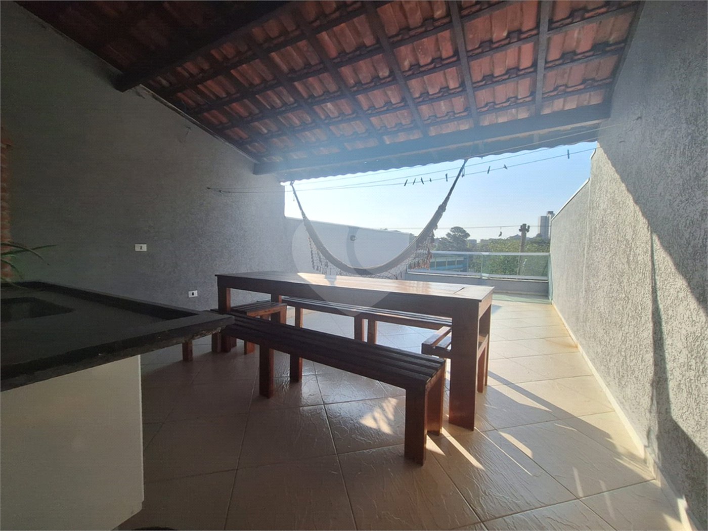 Sobrado à venda com 4 quartos, sendo 1 suíte,  em Vila São Geraldo, São Paulo, SP