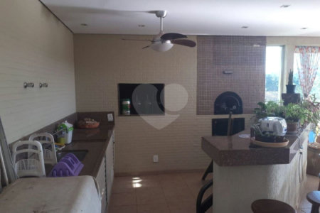 Casa à venda com 4 quartos em Caixa D´água, Vinhedo, SP