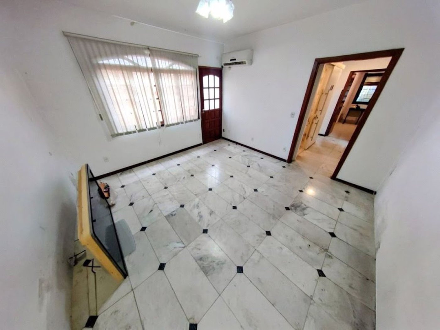 Casa com 7 dormitórios, 249 m² - venda por R$ 2.235.000,00 ou aluguel por R$ 15.000,00 - Gonzaga - Santos/SP