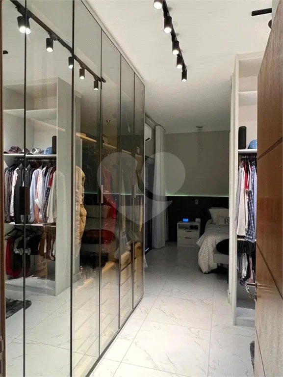 Casa à venda com 3 suítes no condomínio Terra Caxambu, Jundiaí - SP