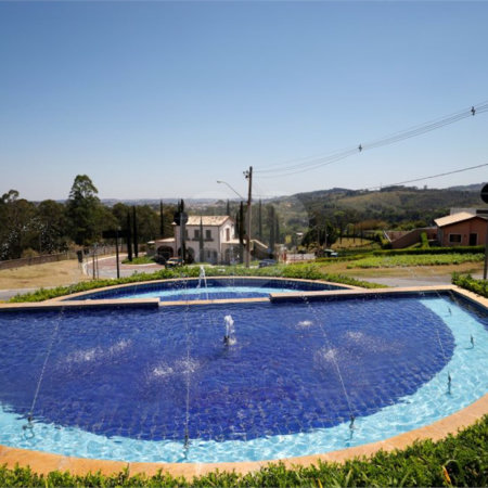 Terreno à venda com 1 suíte no condomínio Campo de Toscana, Vinhedo - SP