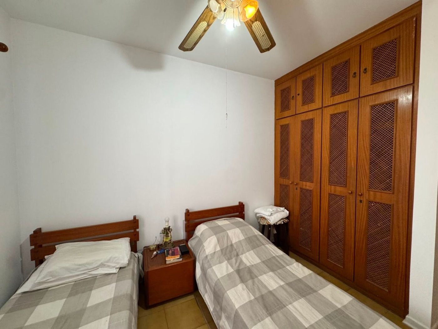 Apartamento com 3 dormitórios à venda, 150 m² por R$ 480.000,00 - Jardim Três Marias - Guarujá/SP