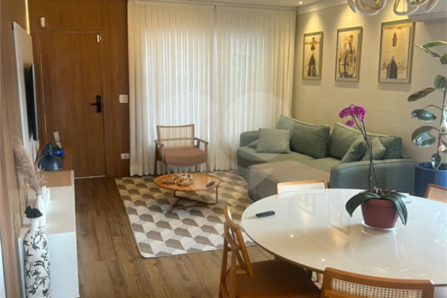 Sobrado à venda com 3 quartos, sendo 1 suíte,  em Vila Irmãos Arnoni, São Paulo, SP