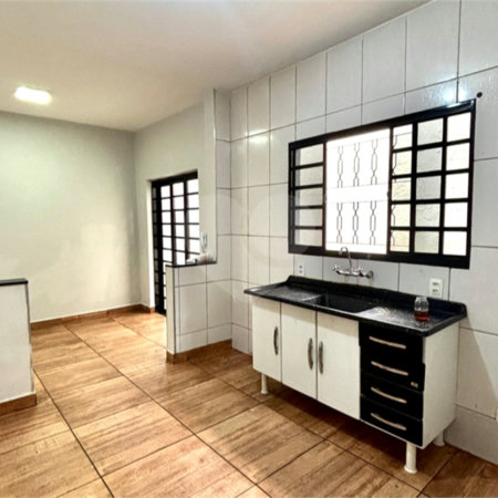Casa à venda com 3 quartos, sendo 1 suíte, em Jardim Tropical, Sorocaba, SP