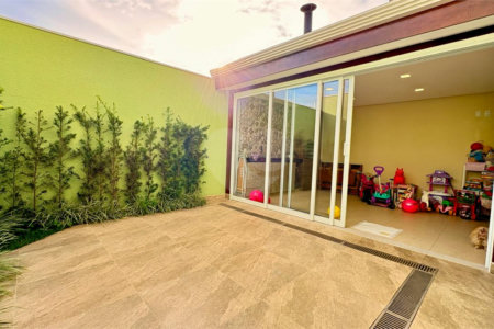 Casa à venda com 3 suítes no condomínio Villa Grimaldi, Sorocaba - SP