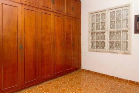 Casa/ Sobrado Amplo no Boqueirão/ Santos/SP