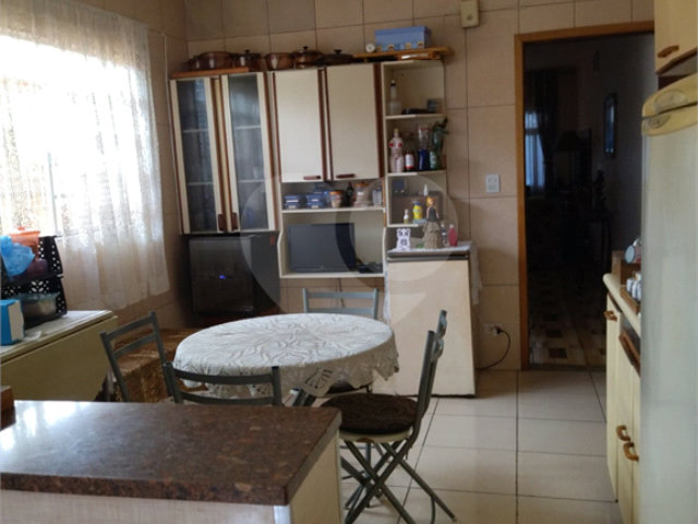 Sobrado à venda com 4 quartos, sendo 1 suíte,  em Limão, São Paulo, SP