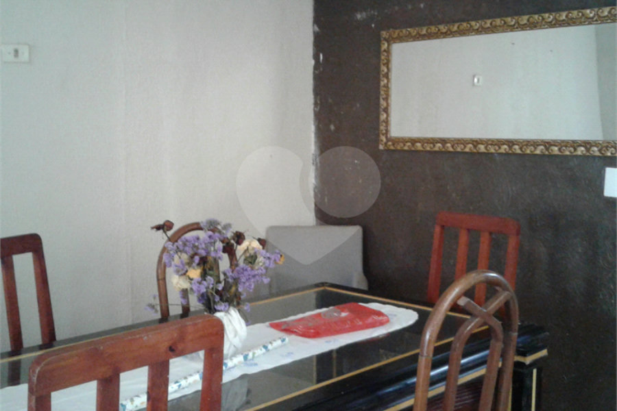 Casa à venda com 7 quartos, sendo 2 suítes, em Santana, São Paulo, SP
