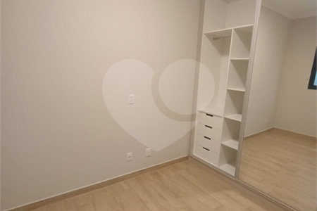 Casa para alugar com 3 quartos, sendo 1 suíte, no condomínio Recanto dos Paturis, Vinhedo - SP