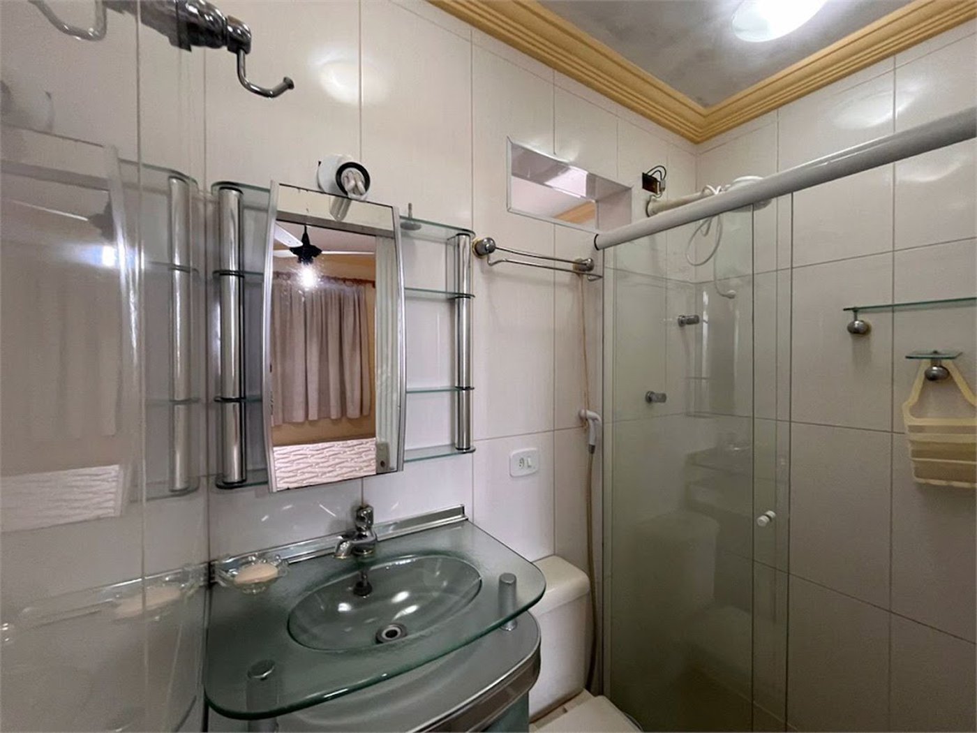 Apartamento com 2 dormitórios à venda, 65 m² por R$ 424.000,00 - Vila Júlia - Guarujá/SP